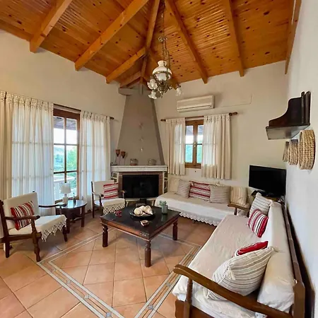 Feriehus Finikounta Sunset Family Maisonette *